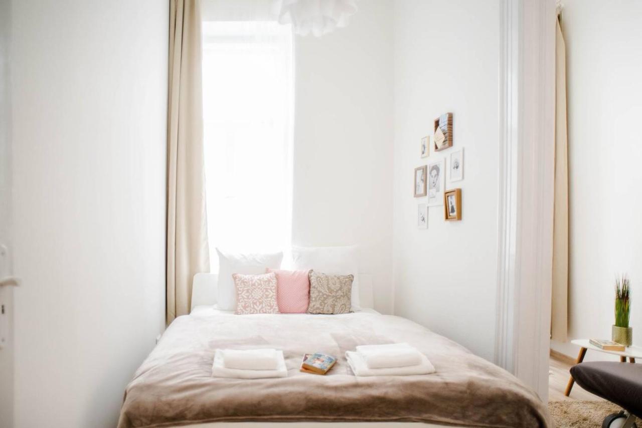 Comfy, Renewed 3 Bedroom Apt In Center Budapest Ngoại thất bức ảnh